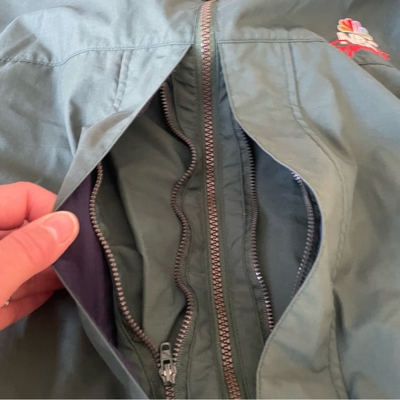 Champion men’s jacket NBC Sports emblem(with peacock) forest green size small - Picture 4 of 8